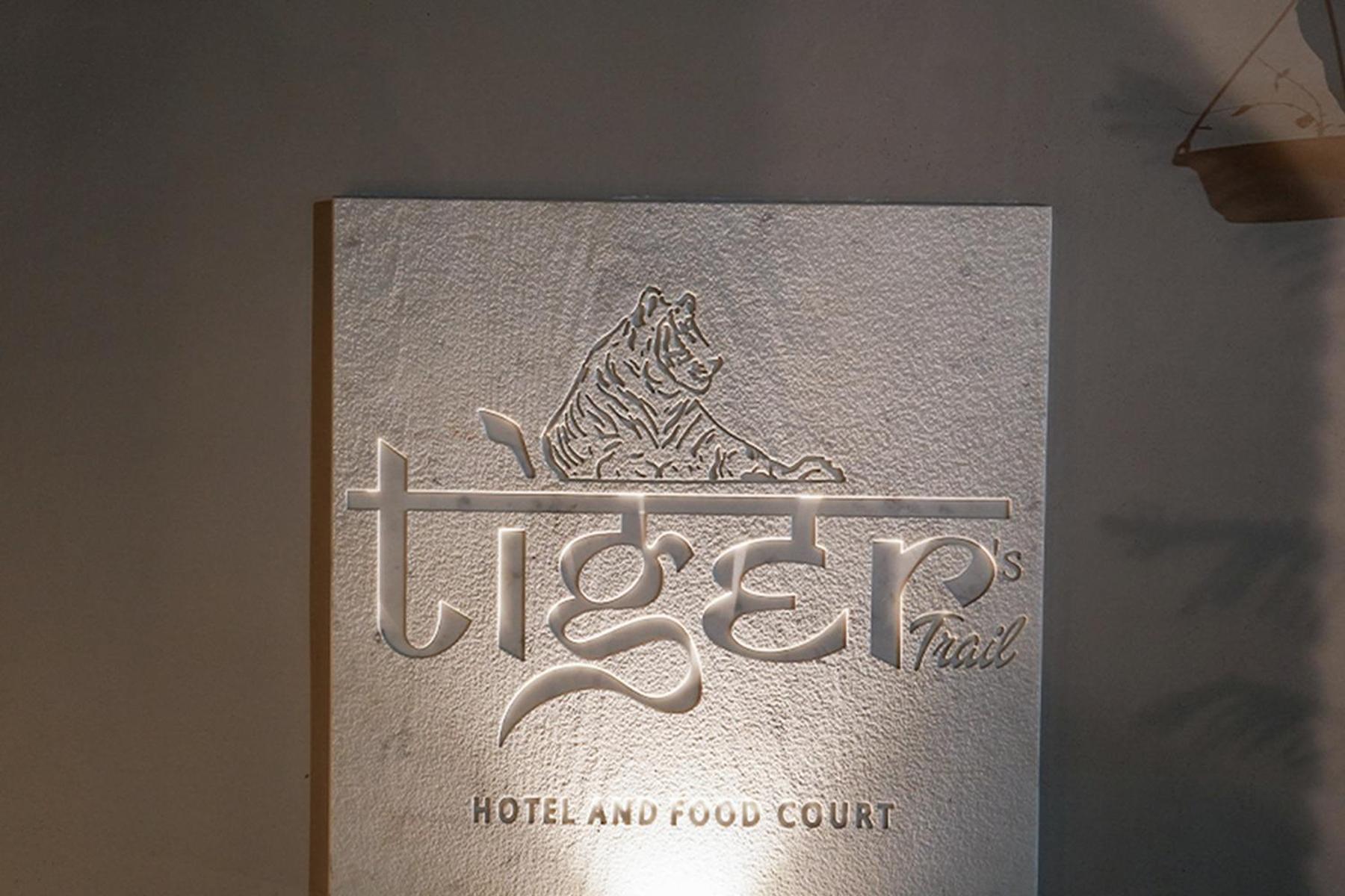 קומבלגרה Tiger'S Trail Hotel & Food Court מראה חיצוני תמונה