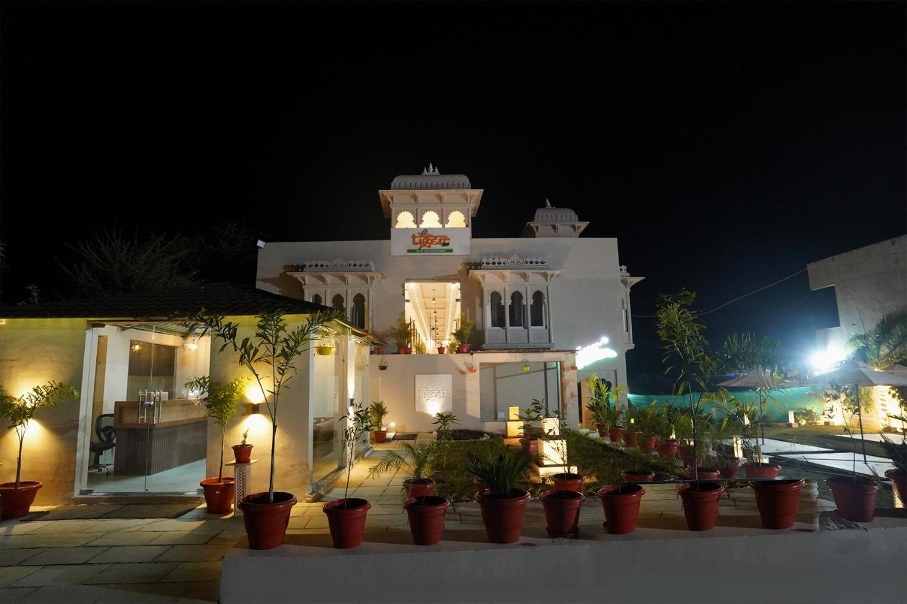 קומבלגרה Tiger'S Trail Hotel & Food Court מראה חיצוני תמונה
